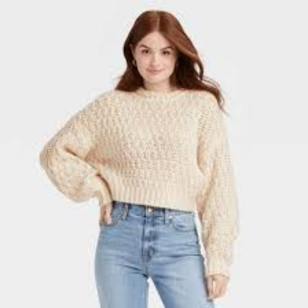 NWT Universal Thread CREAM Sweater, slightly cropped XXL